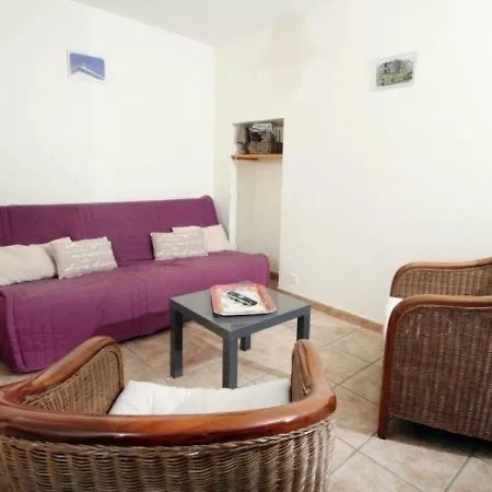 House Le Cinsault *