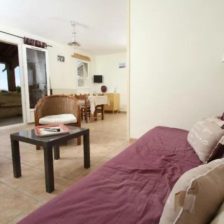 Holiday home House Le Cinsault